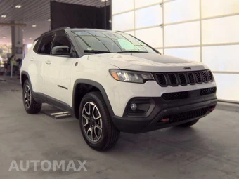 2024 Jeep Compass Trailhawk - miniatura 4