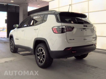 2024 Jeep Compass Trailhawk - miniatura 8