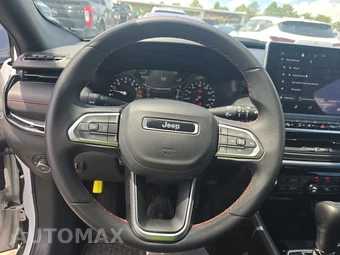 2024 Jeep Compass Trailhawk - miniatura 10