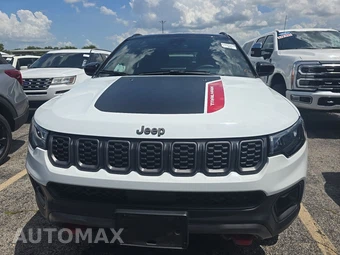 2024 Jeep Compass Trailhawk - miniatura 2