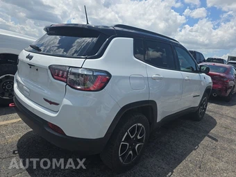 2024 Jeep Compass Trailhawk - miniatura 4