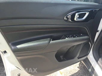 2024 Jeep Compass Trailhawk - miniatura 9