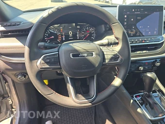 2024 Jeep Compass Trailhawk - miniatura 10