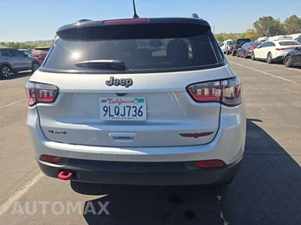 2024 Jeep Compass Trailhawk - miniatura 5