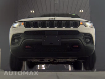 2024 Jeep Compass Trailhawk - miniatura 3