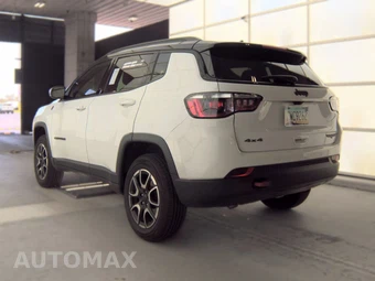 2024 Jeep Compass Trailhawk - miniatura 8