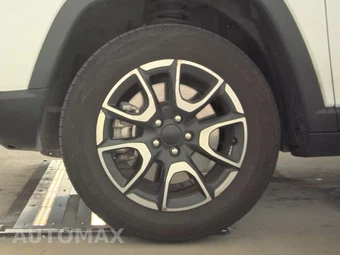 2024 Jeep Compass Trailhawk - miniatura 9