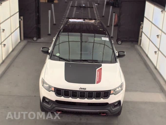 2024 Jeep Compass Trailhawk - miniatura 2