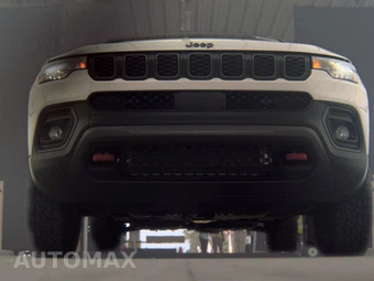 2024 Jeep Compass Trailhawk - miniatura 3