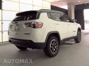 2024 Jeep Compass Trailhawk - miniatura 5