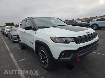 2024 Jeep Compass Trailhawk - miniatura 3