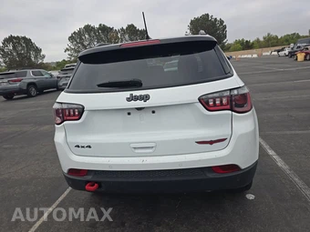 2024 Jeep Compass Trailhawk - miniatura 5