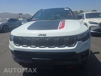 2024 Jeep Compass Trailhawk - miniatura 2