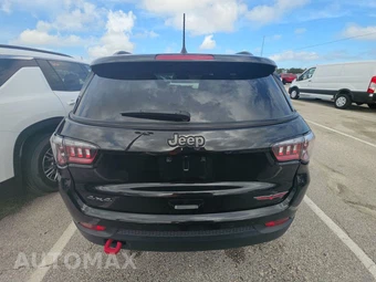 2024 Jeep Compass Trailhawk - miniatura 5