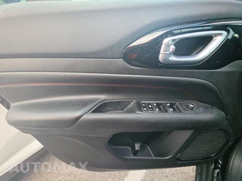 2024 Jeep Compass Trailhawk - miniatura 9