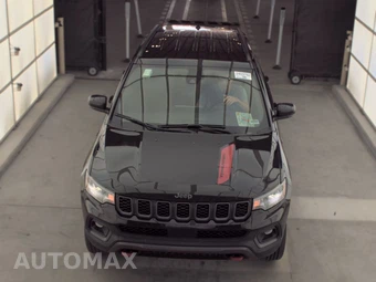 2024 Jeep Compass Trailhawk - miniatura 2