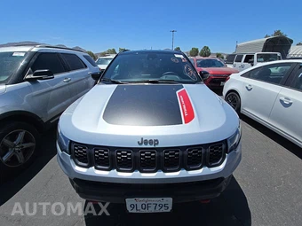 2024 Jeep Compass Trailhawk - miniatura 2