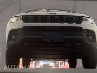 2024 Jeep Compass Trailhawk - miniatura 3