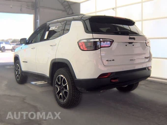 2024 Jeep Compass Trailhawk - miniatura 8