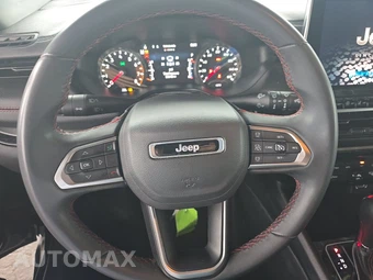 2024 Jeep Compass Trailhawk - miniatura 10