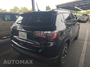 2024 Jeep Compass Trailhawk - miniatura 4