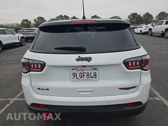 2024 Jeep Compass Trailhawk - miniatura 5