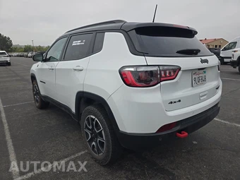 2024 Jeep Compass Trailhawk - miniatura 6