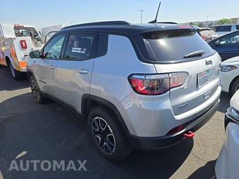 2024 Jeep Compass Trailhawk - miniatura 6