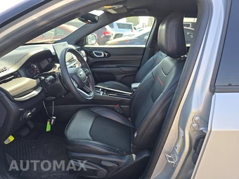 2024 Jeep Compass Trailhawk - miniatura 7