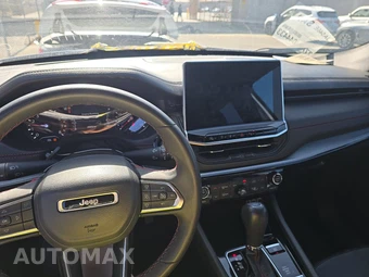 2024 Jeep Compass Trailhawk - miniatura 11