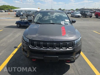 2024 Jeep Compass Trailhawk - miniatura 2
