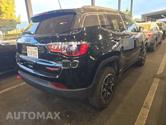 2024 Jeep Compass Trailhawk - miniatura 4
