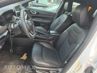 2024 Jeep Compass Trailhawk - miniatura 13