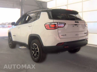 2024 Jeep Compass Trailhawk - miniatura 8