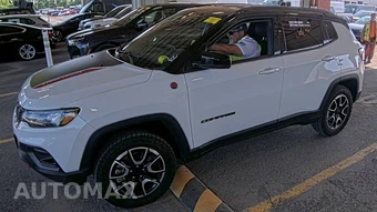 2024 Jeep Compass Trailhawk - car from the USA, Manheim Buy-Now listing at AUTOMAX