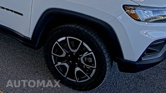 2024 Jeep Compass Trailhawk - miniatura 8