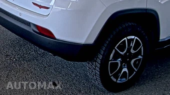2024 Jeep Compass Trailhawk - miniatura 9