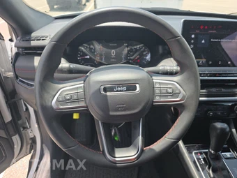 2024 Jeep Compass Trailhawk - miniatura 16
