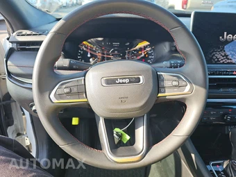 2024 Jeep Compass Trailhawk - miniatura 10