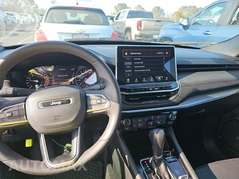 2024 Jeep Compass Trailhawk - miniatura 11