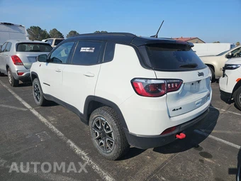 2024 Jeep Compass Trailhawk - miniatura 6