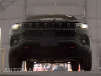 2024 Jeep Compass Trailhawk - miniatura 3
