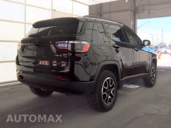 2024 Jeep Compass Trailhawk - miniatura 5