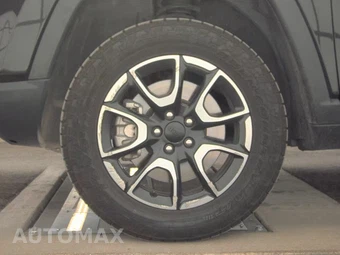 2024 Jeep Compass Trailhawk - miniatura 9