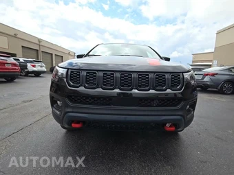 2024 Jeep Compass Trailhawk - miniatura 2