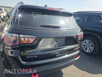 2024 Jeep Compass Trailhawk - miniatura 5