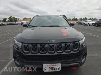 2024 Jeep Compass Trailhawk - miniatura 2