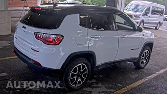 2024 Jeep Compass Trailhawk - miniatura 4
