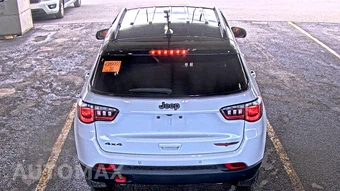 2024 Jeep Compass Trailhawk - miniatura 5