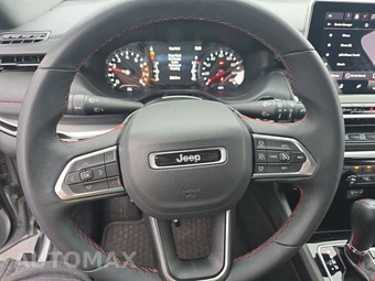 2024 Jeep Compass Trailhawk - miniatura 10